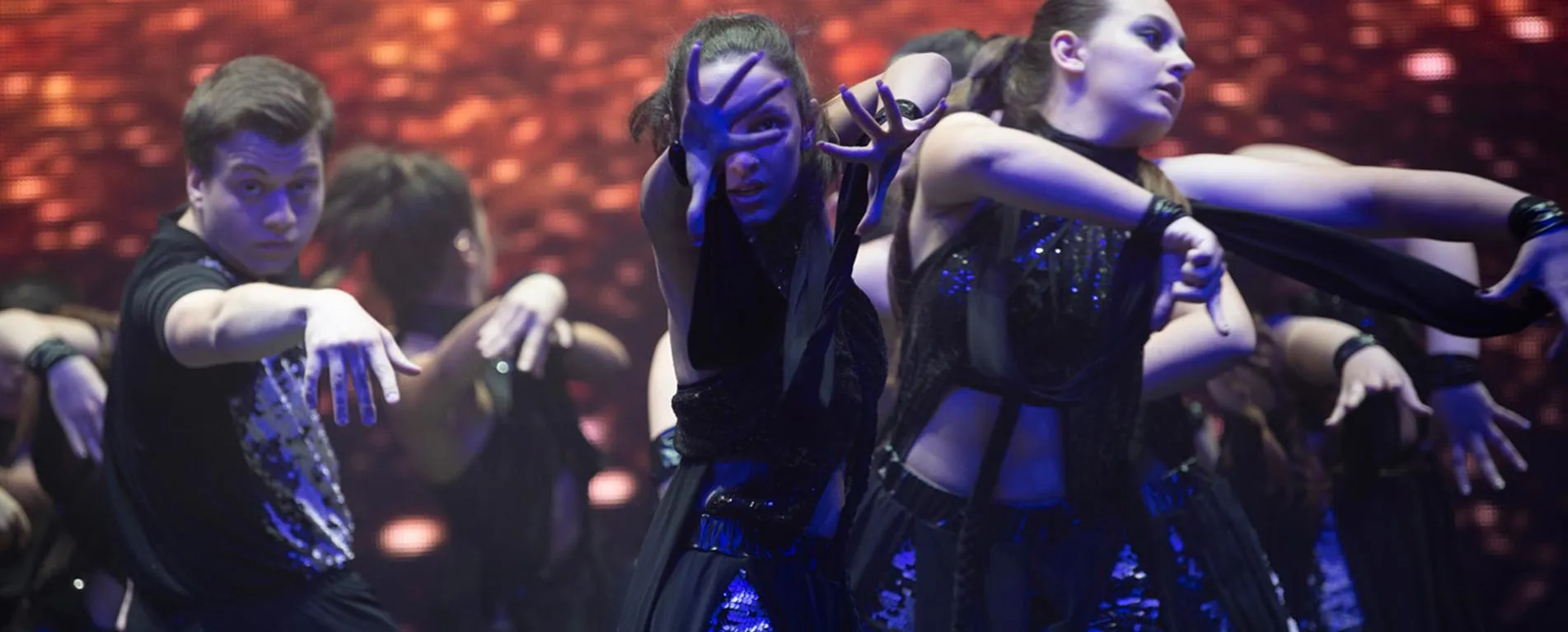 Bağdat Caddesi okulu gösterisinden bir sahne