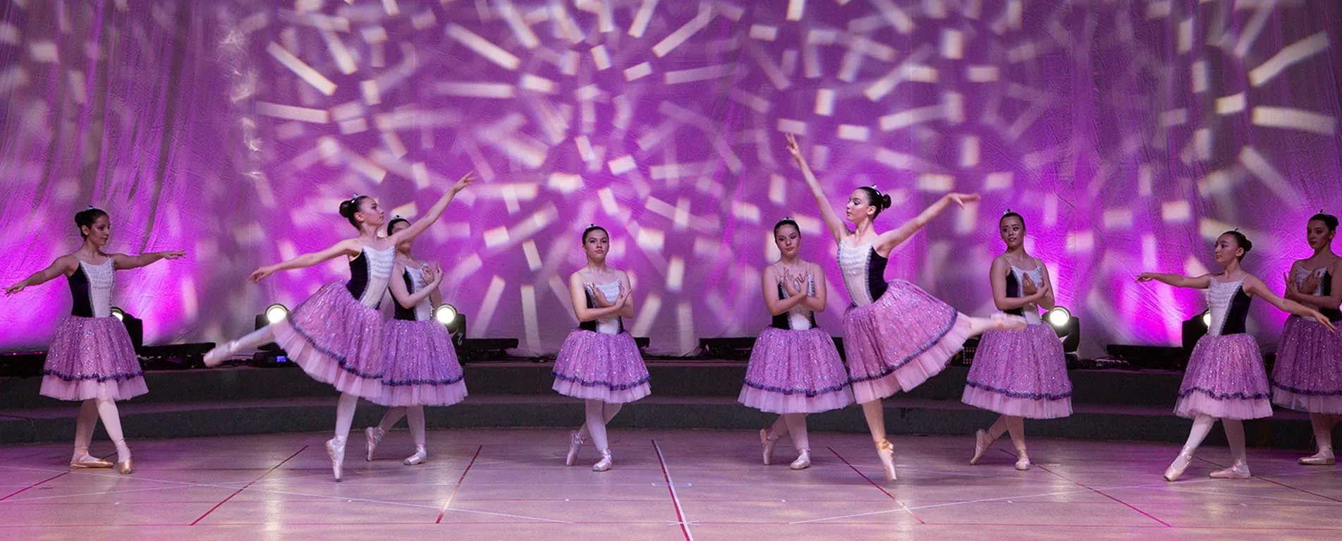 Trabzon okulu gösterisinden bir sahne